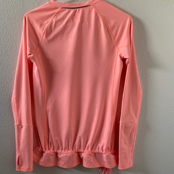 Lucy Athletic Long Sleeve & Cinched Waist Top- XS - Picture 2 of 9